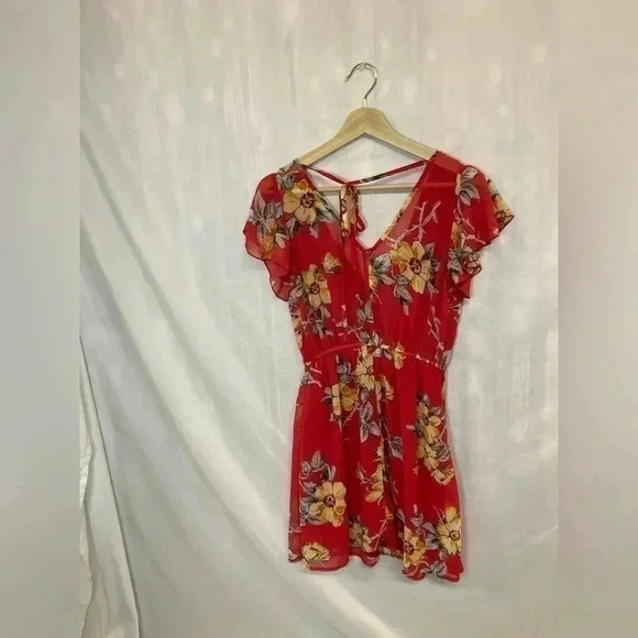 Trixxi dress - Picture 3 of 3